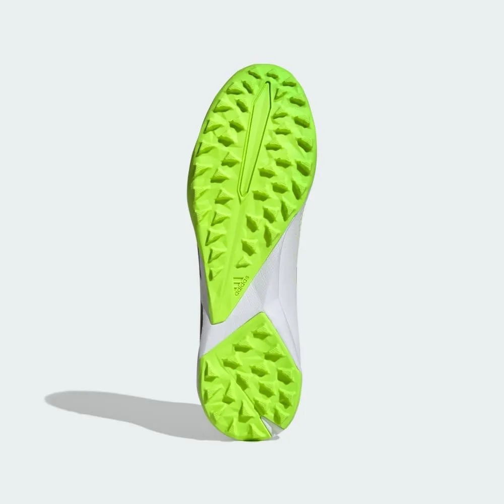 adidas Unisex Predator Accuracy.3 Turf Soccer Shoe