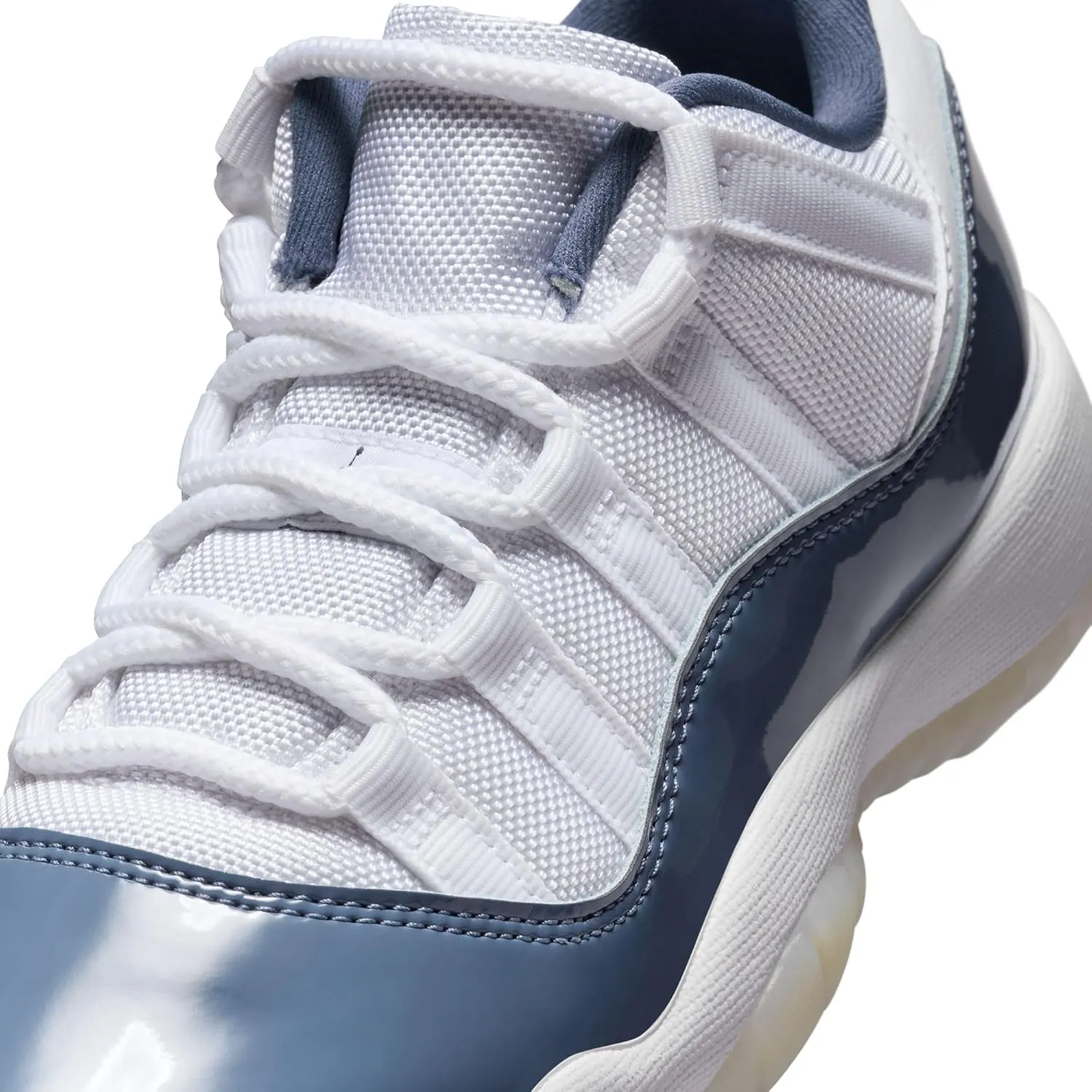Air Jordan 11 Retro Low Diffused Blue Big Kids' Shoes (FV5121-104, White/Diffused Blue/Football Grey)
