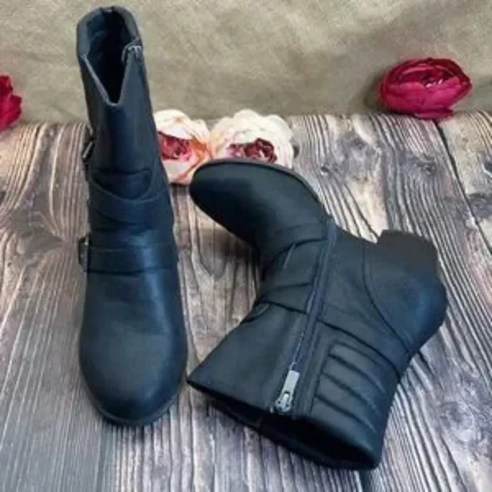 American Living Black Leather Booties 8B