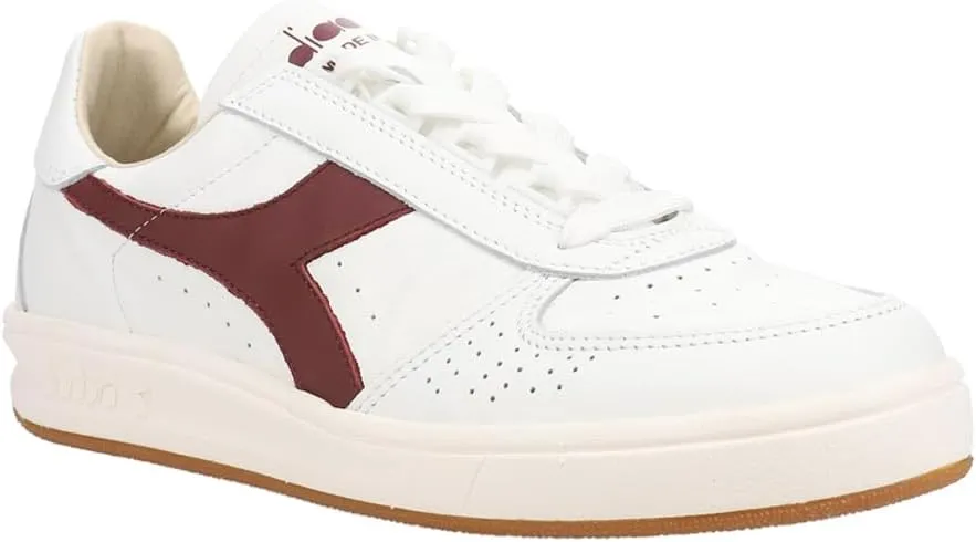 B. ELITE H ITALIA SPORT | WHITE & BLACK | DIADORA