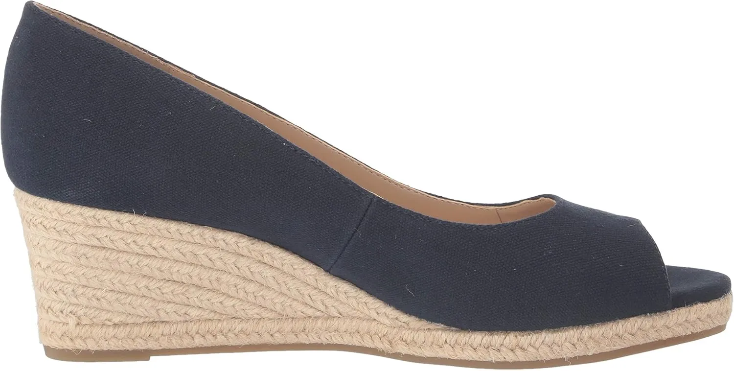 Bandolino Women's Nuri Wedge Sandal