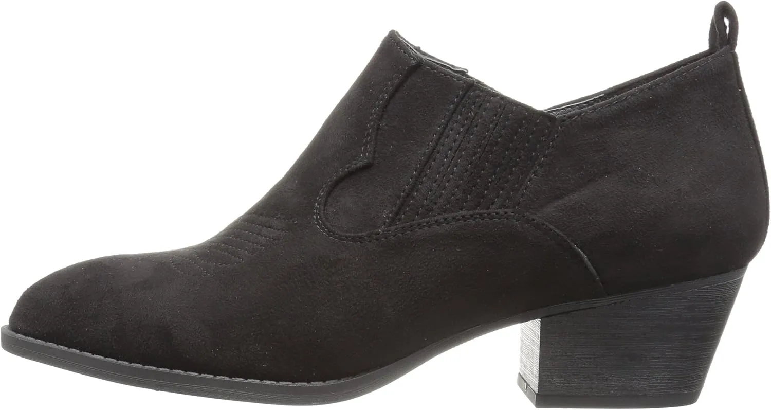 Chinese Laundry Women's Charming Ankle Bootie