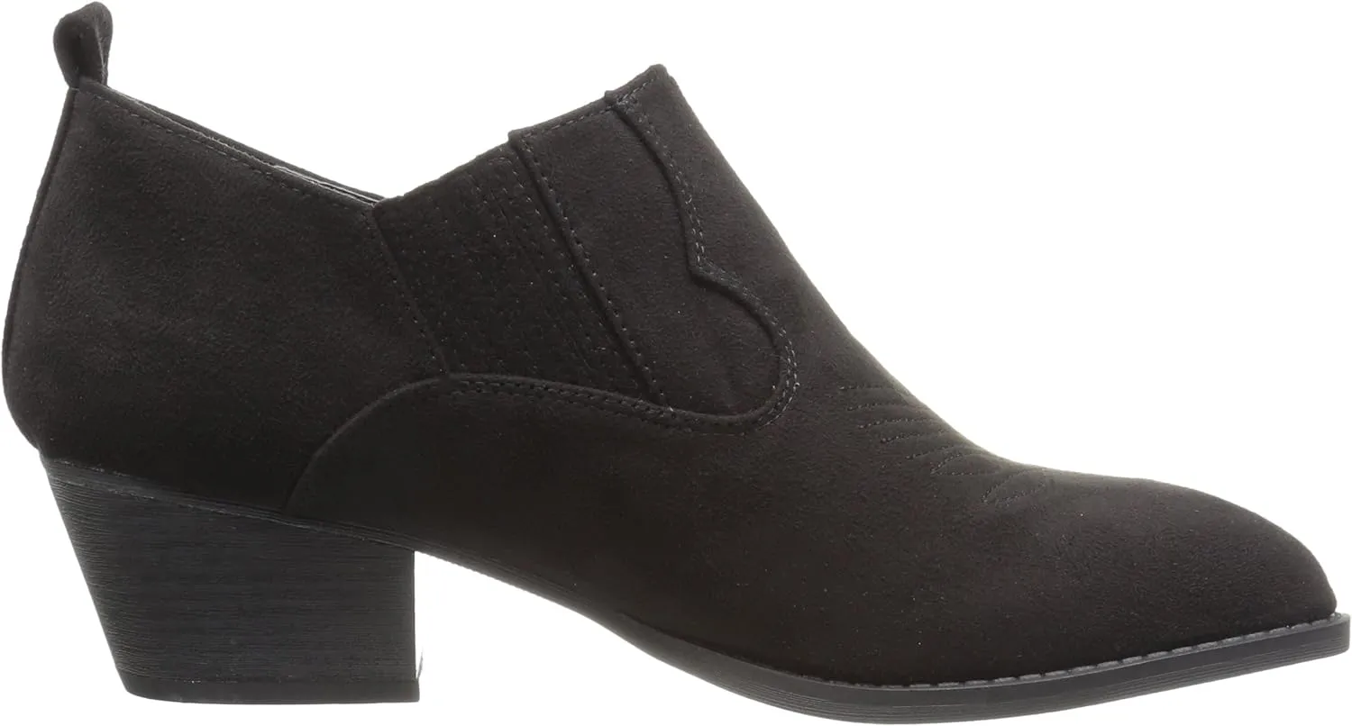 Chinese Laundry Women's Charming Ankle Bootie