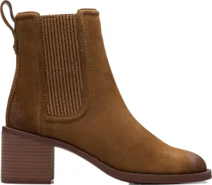 Clarks Women's Chamberly Top Chelsea Boot