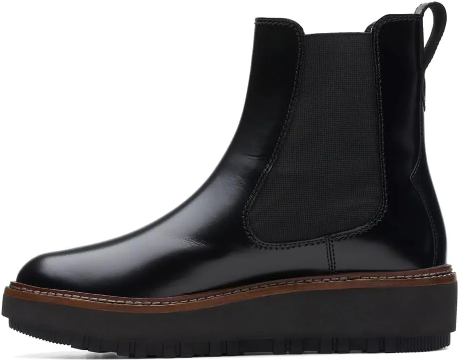 Clarks Women's Orianna Up Chelsea Boot