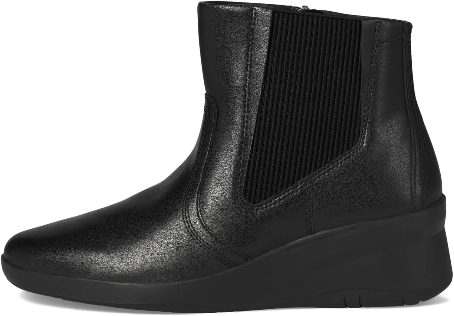 Clarks Women's Suttyn Rae Chelsea Boot