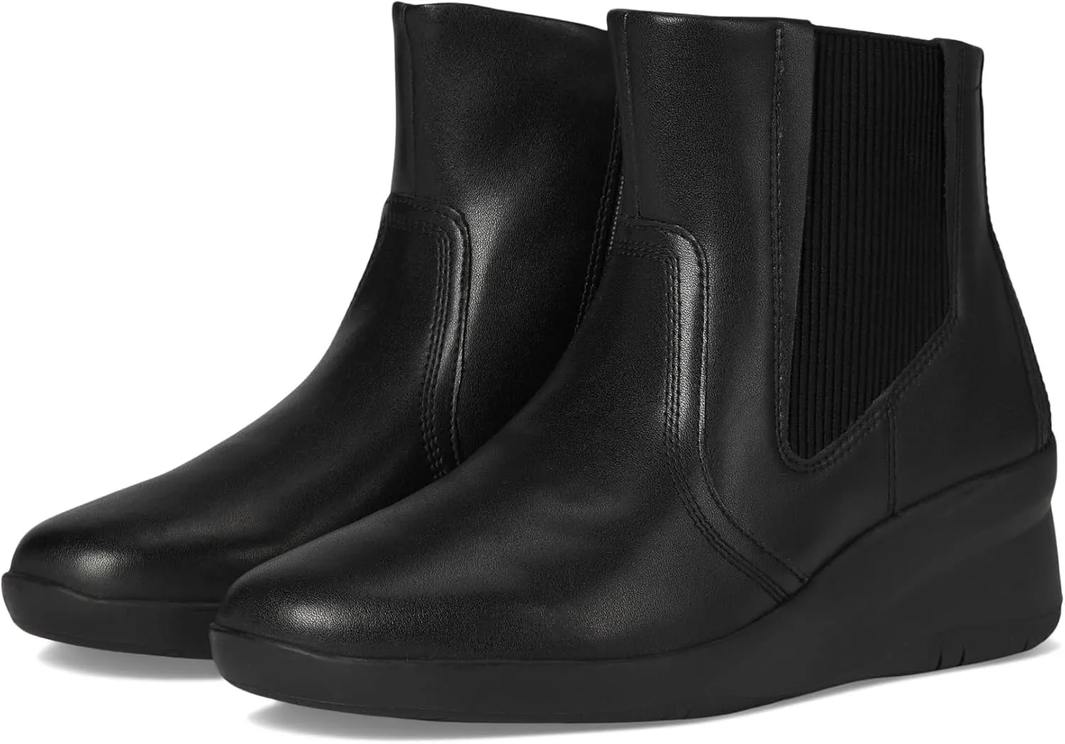 Clarks Women's Suttyn Rae Chelsea Boot