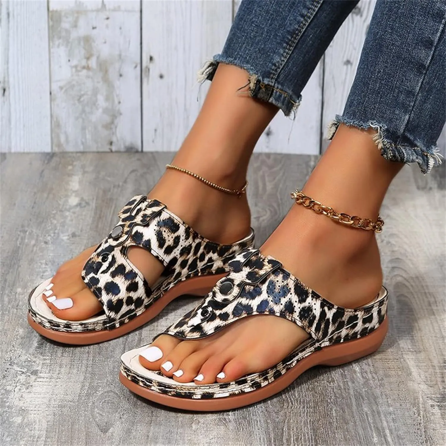 DOIX Women Bunion Correction Flip Flops Summer Beach Comfortable Thong Wedge Sandals with Arch Support Plantar Fasciitis Walking Shoes Non Slip Outdoor Slippers,Leopard Print,US8/EU39