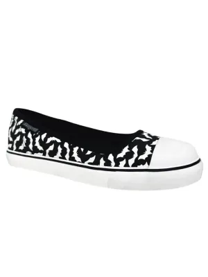 Emily Bat Sneaker Flat (White) STRANGE CVLT