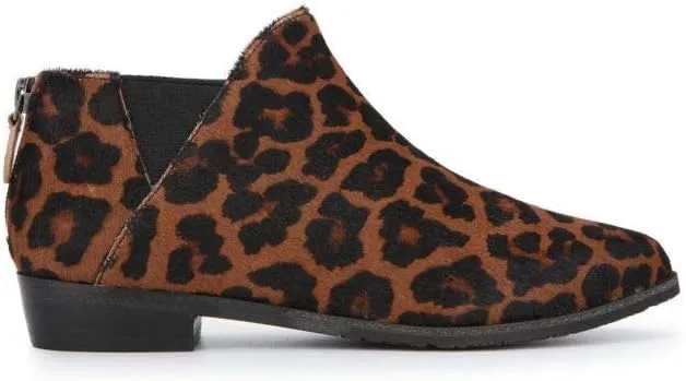Gentle Souls by Kenneth Cole Women's Neptune Chelsea Bootie Boot