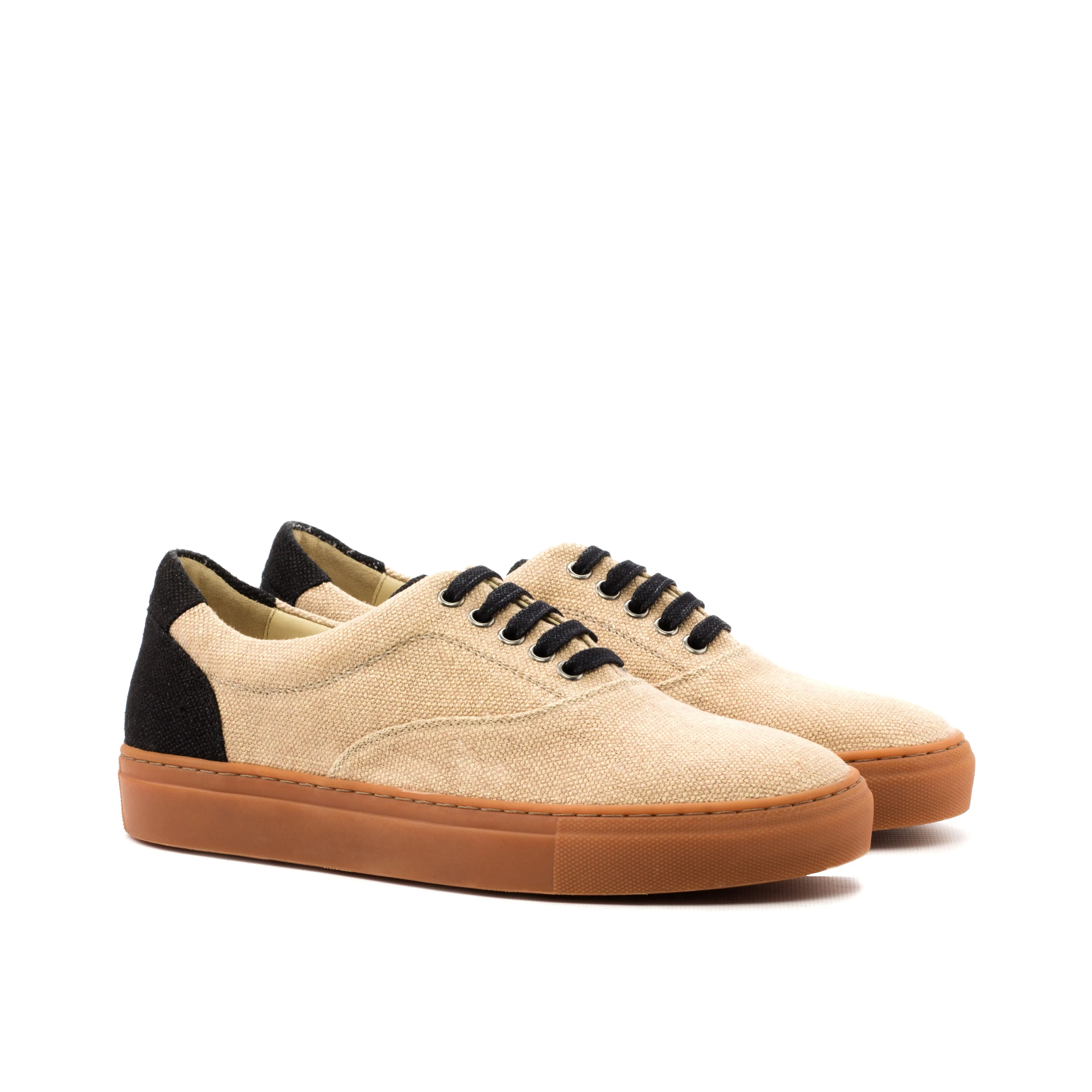Gentlemen Ocio Sneaker - Tan Linen Fabric combined with Black Linen Fabric