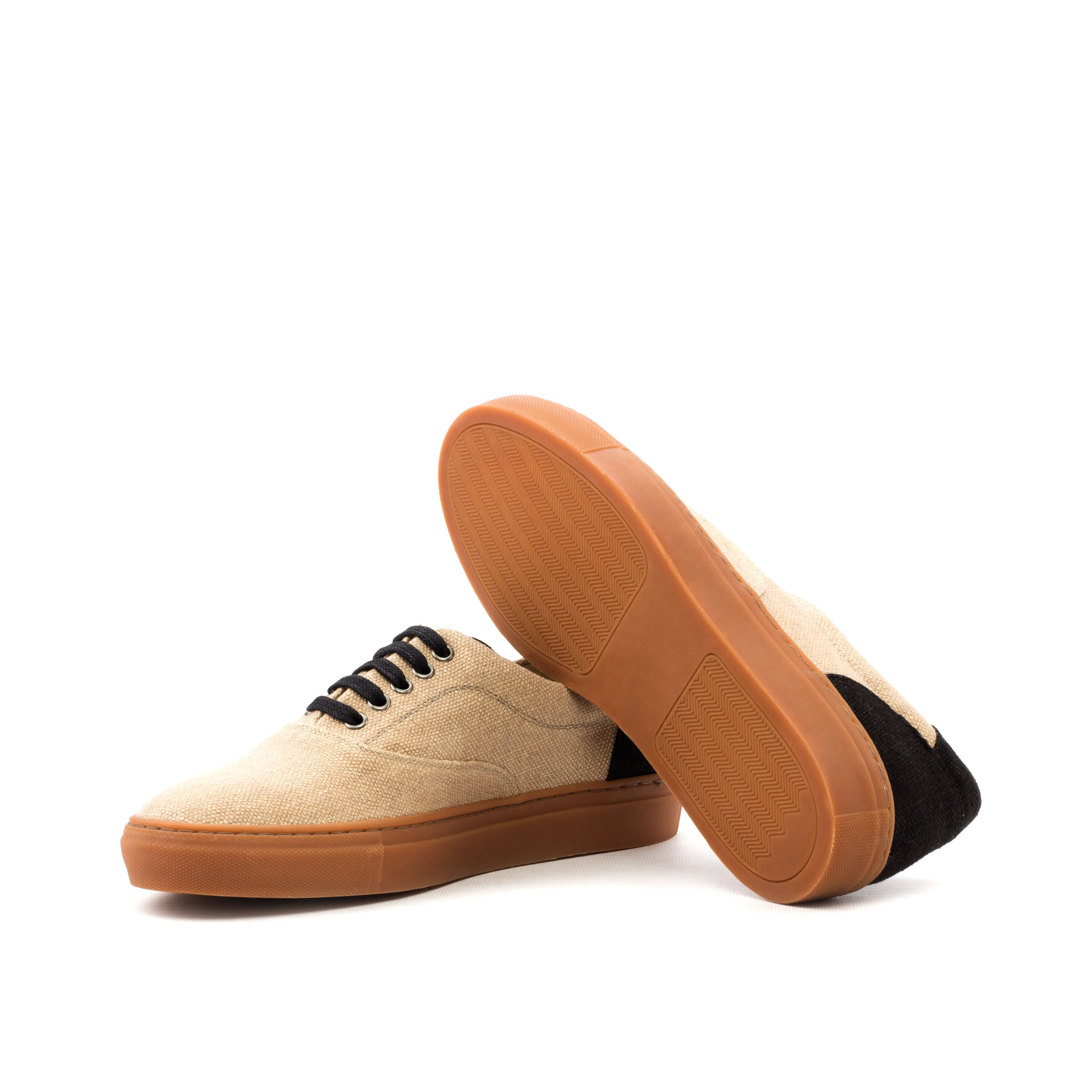 Gentlemen Ocio Sneaker - Tan Linen Fabric combined with Black Linen Fabric