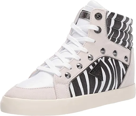 GUESS Women's PORCIA Sneaker, Black, 8