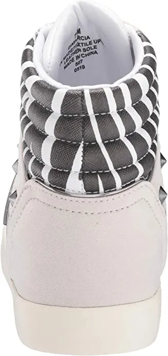 GUESS Women's PORCIA Sneaker, Black, 8