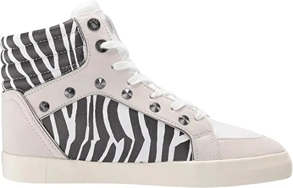 GUESS Women's PORCIA Sneaker, Black, 8