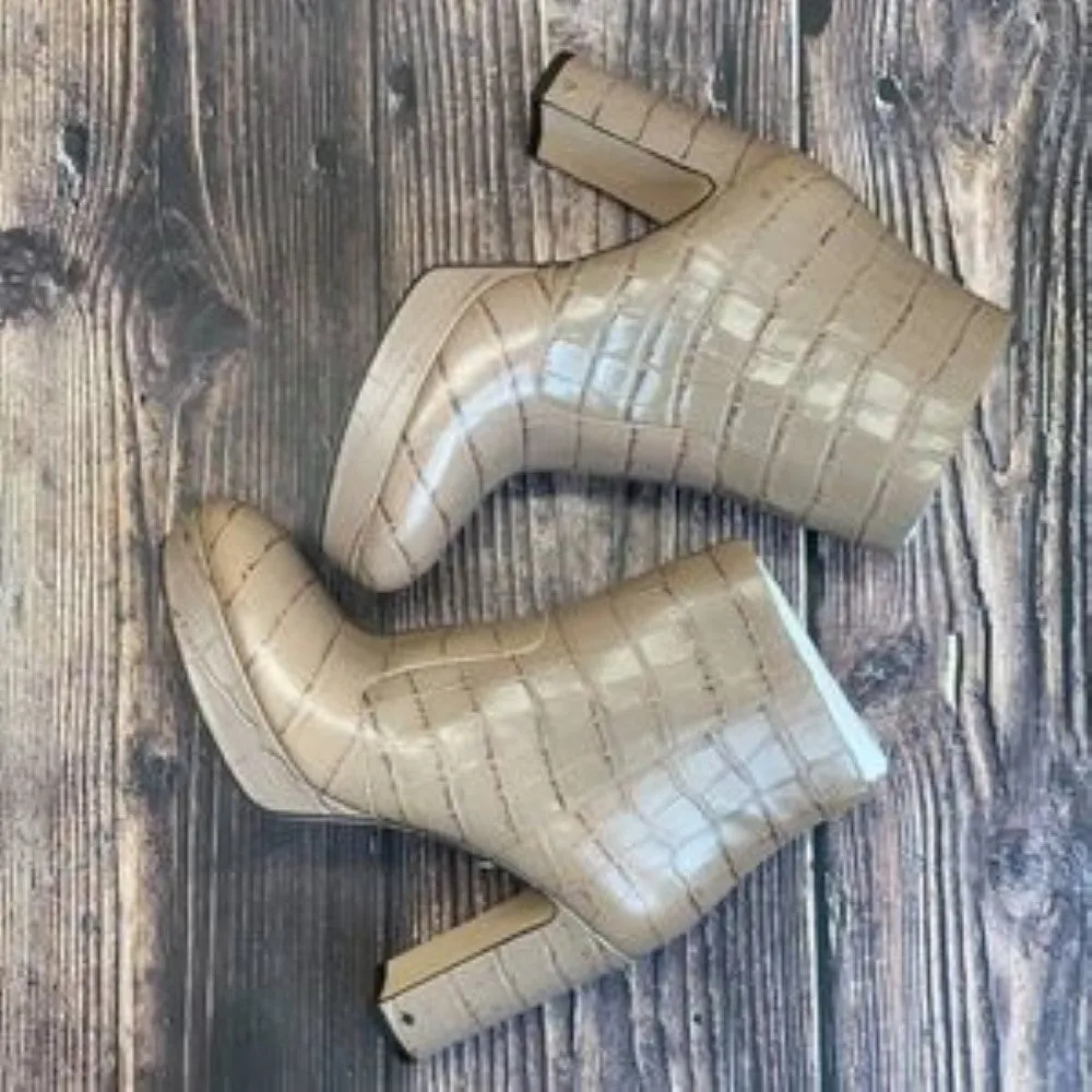 Kate Spade Beige Leather Barrett Booties 8B