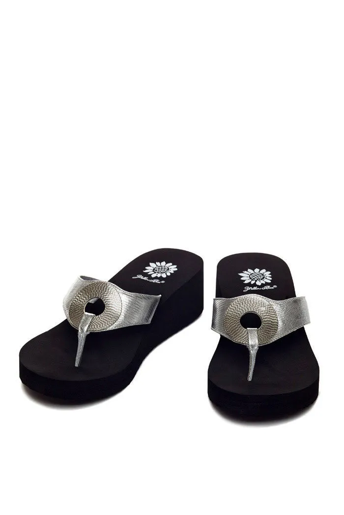 Latona Flip-Flop in Silver
