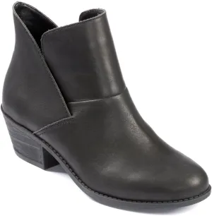 Me Too Women's Zale Leather Bootie