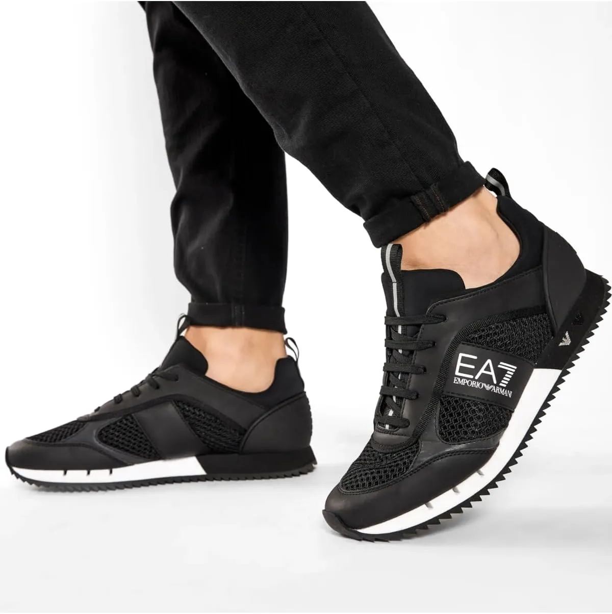 Men's Woven Trainers, Black/White