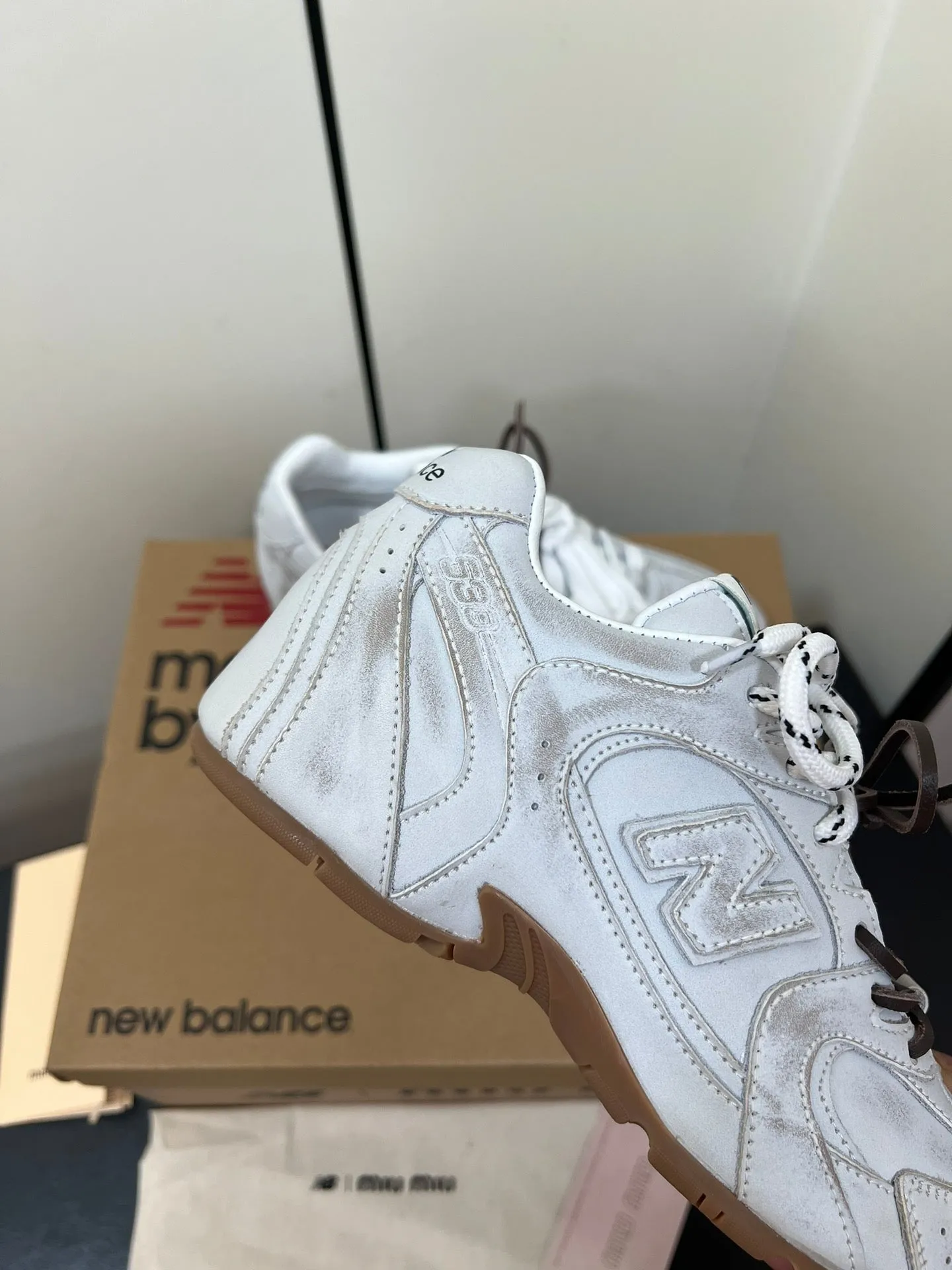 Miu Balance 530 SL Sneakers Retro White Suede