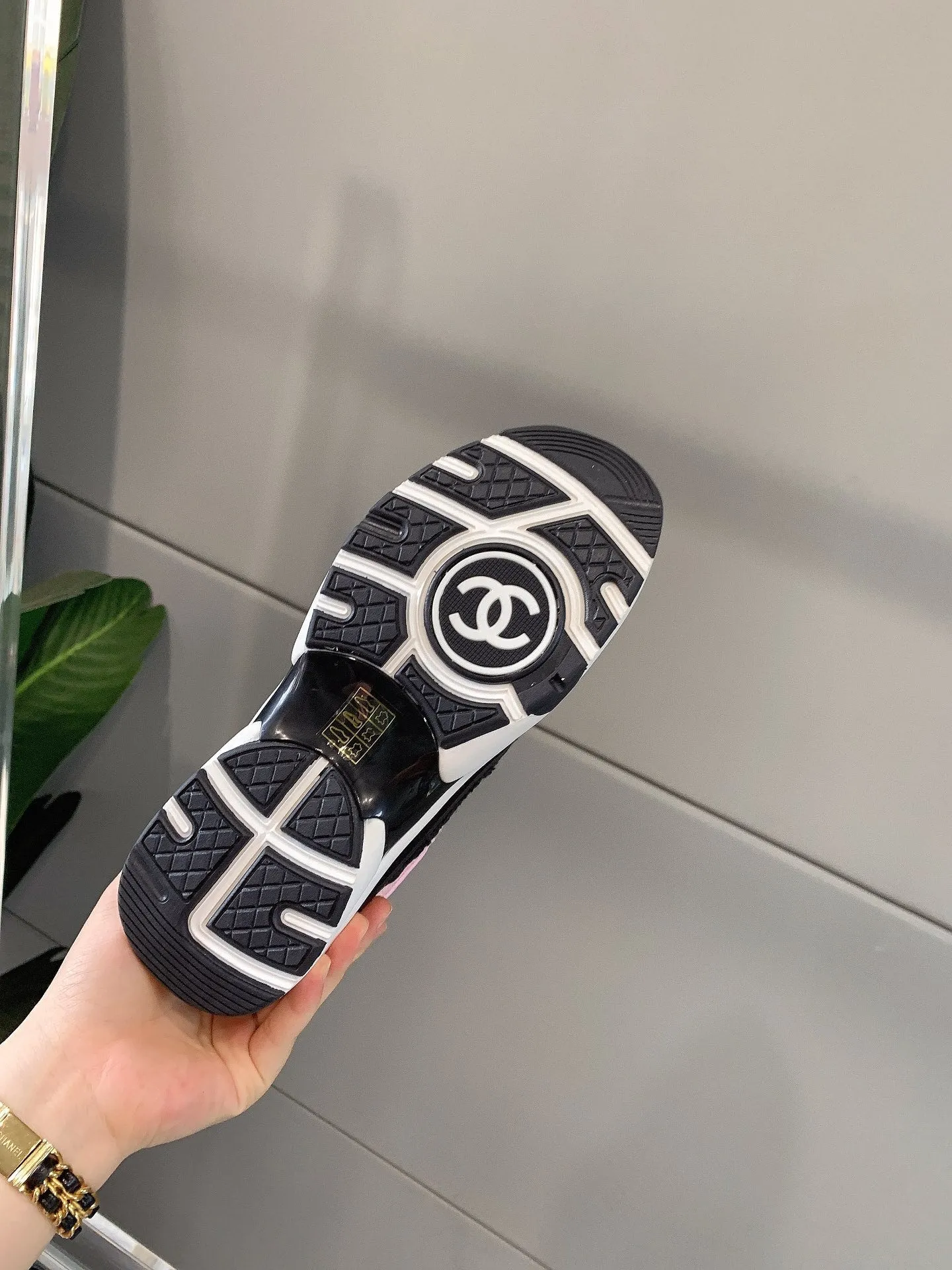 Mix Wool In Pink 145624 Black Full-featured range Sneaker CHANEL Remote-controlled