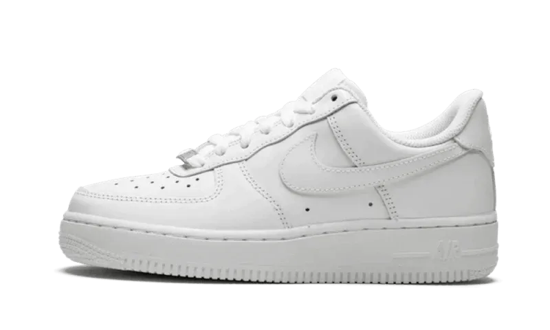 Nike Air Force 1 Low 07 Triple White
