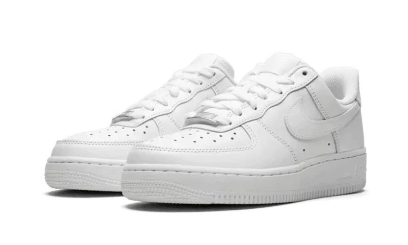 Nike Air Force 1 Low 07 Triple White