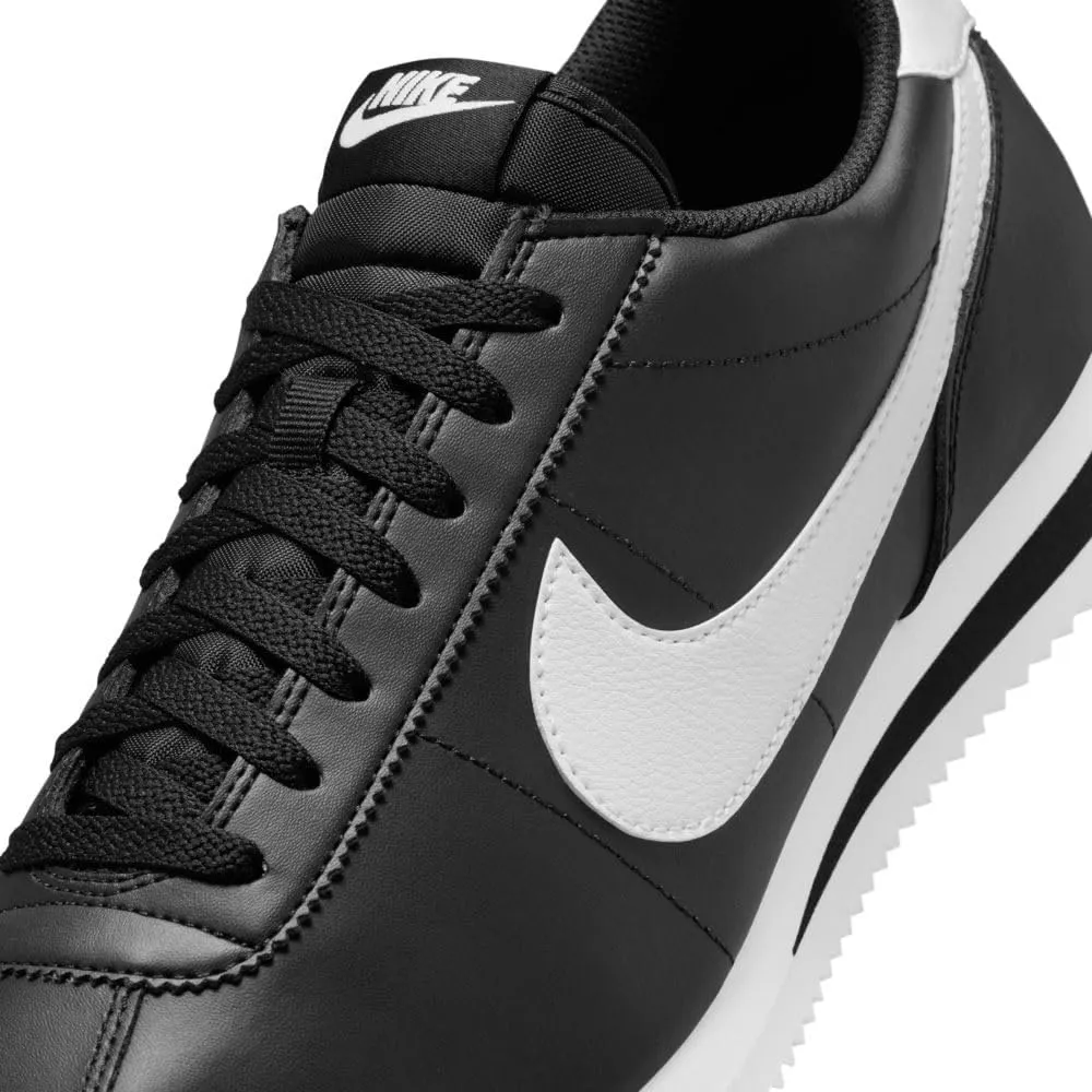 NIKE Men's Sneaker