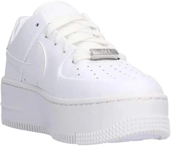 NIKE Women's Sneaker
