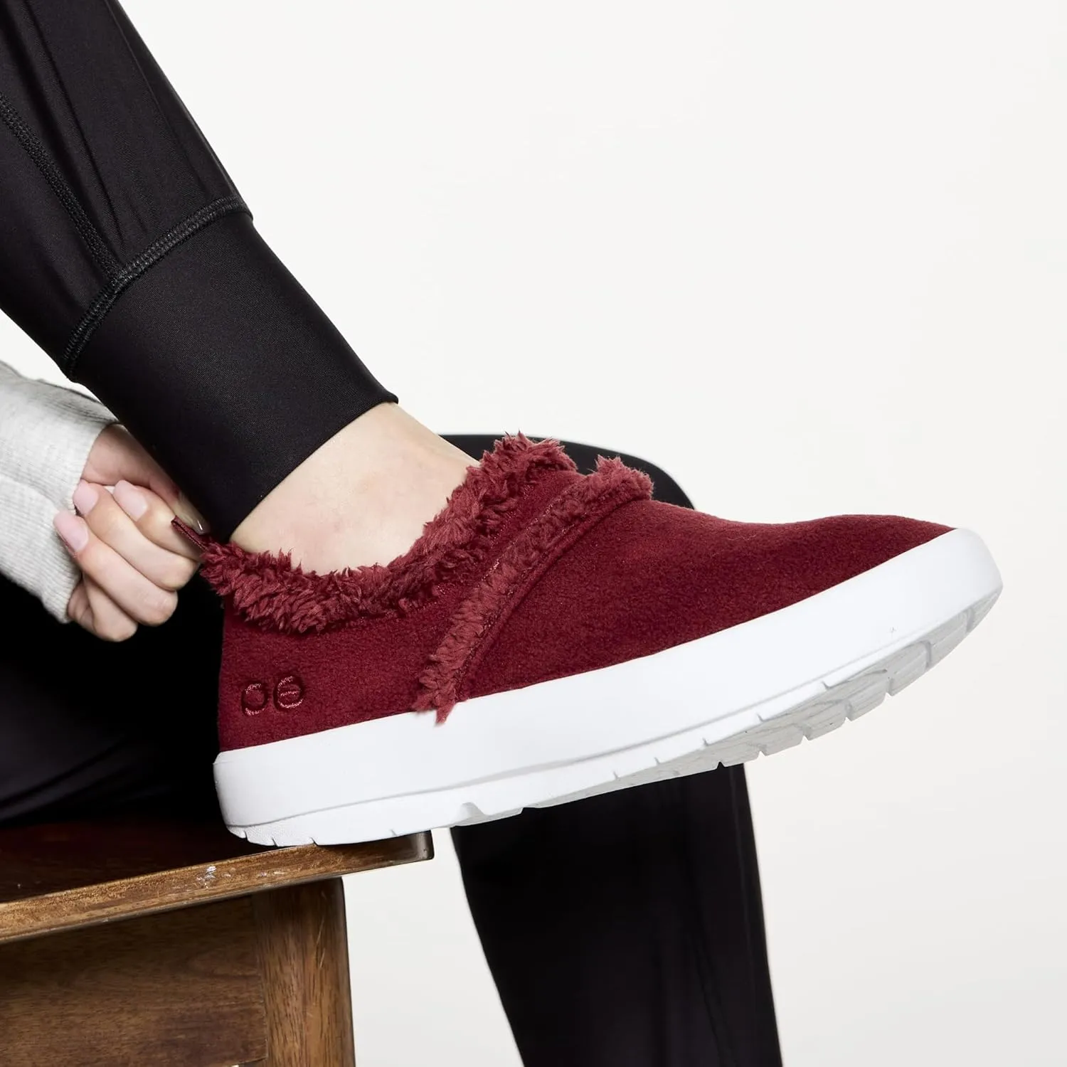 OOFOS OOcoozie Low Recovery Shoe - Women’s
