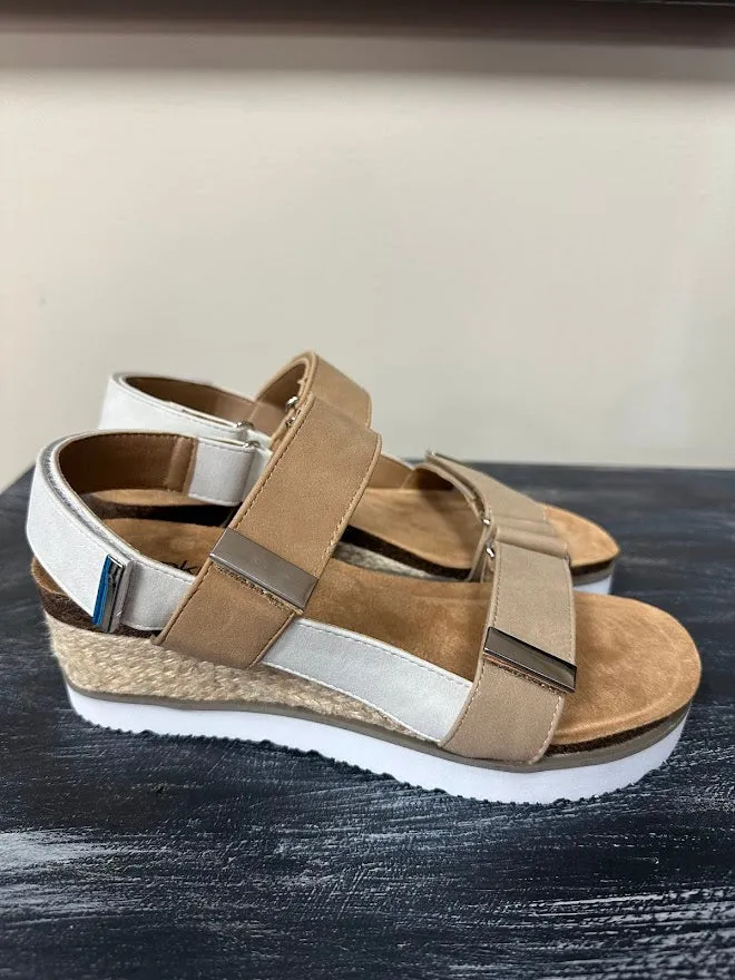 Roadie Wedge by Corkys