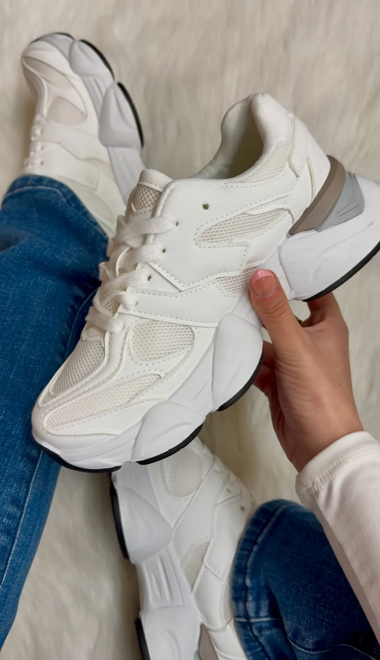 Running Errands Sneaker - White