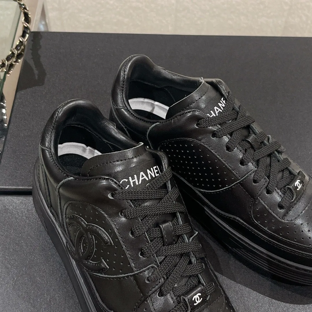SE1111 CC Sneaker /  Size5-10
