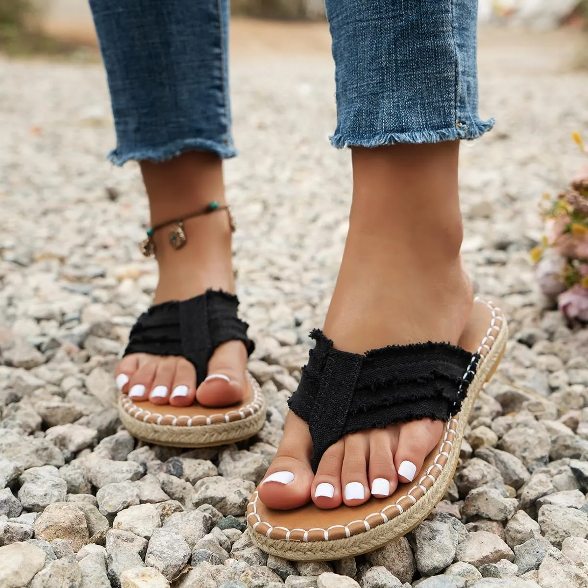 Summer New Flat Clip Toe Fisherman Shoes, Outer Wear Sandals Slippers, Thick Bottom Solid Color Round Toe Buckle Strap Sandals, Stylish Outer Wear Woven Beach Sandals For Women Flip flop
