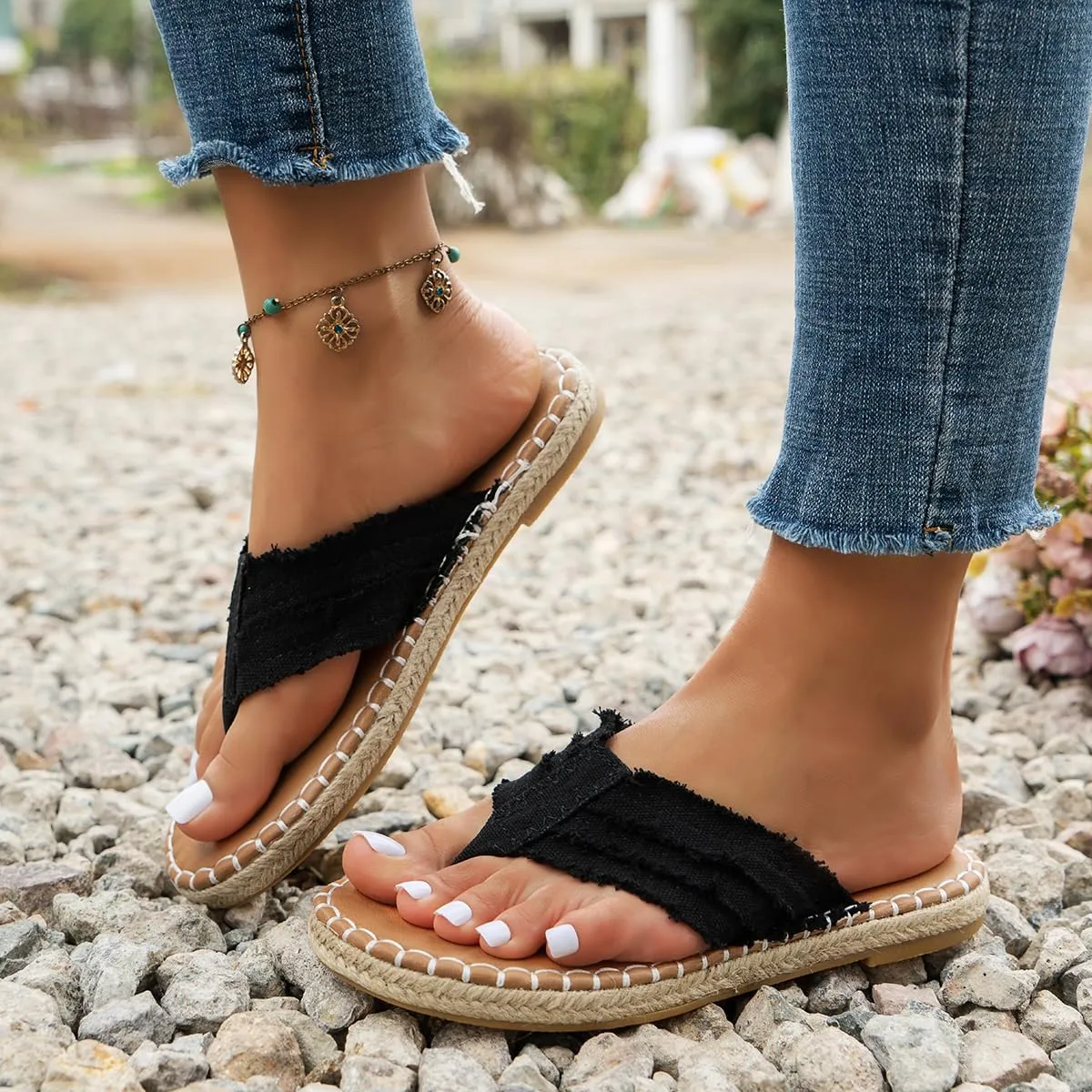 Summer New Flat Clip Toe Fisherman Shoes, Outer Wear Sandals Slippers, Thick Bottom Solid Color Round Toe Buckle Strap Sandals, Stylish Outer Wear Woven Beach Sandals For Women Flip flop