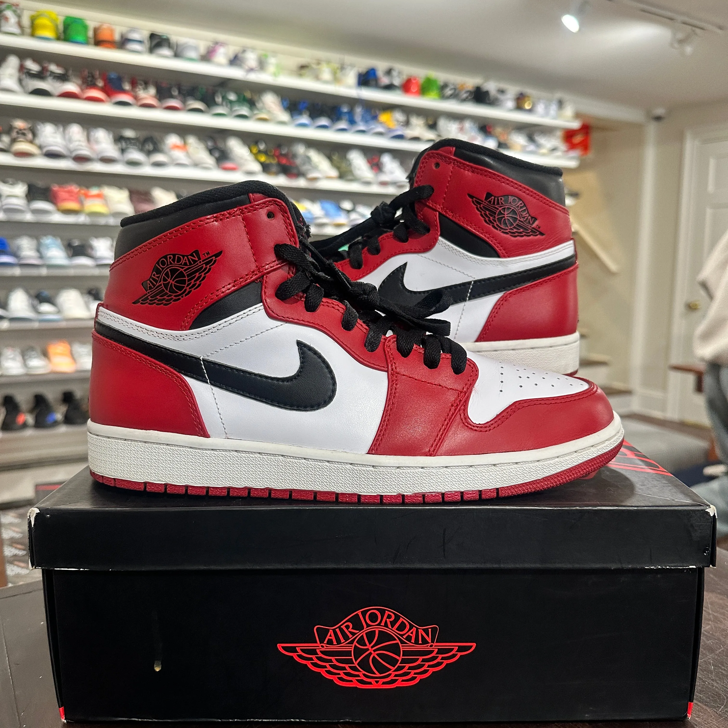 *USED* Jordan 1 High Chicago 2013 (SIZE 9.5)