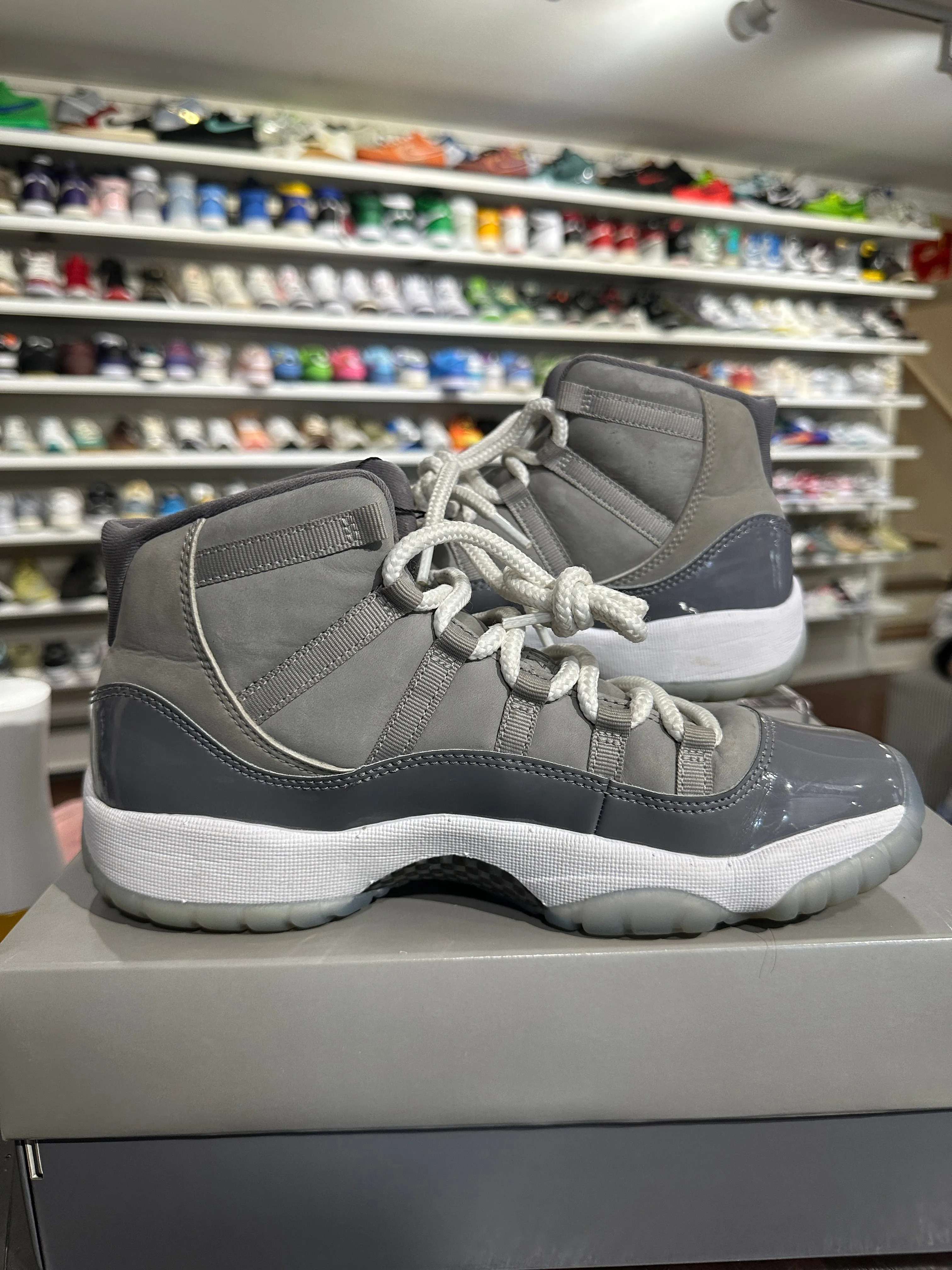 *USED* Jordan 11 Cool Grey (SIZE 6.5Y)
