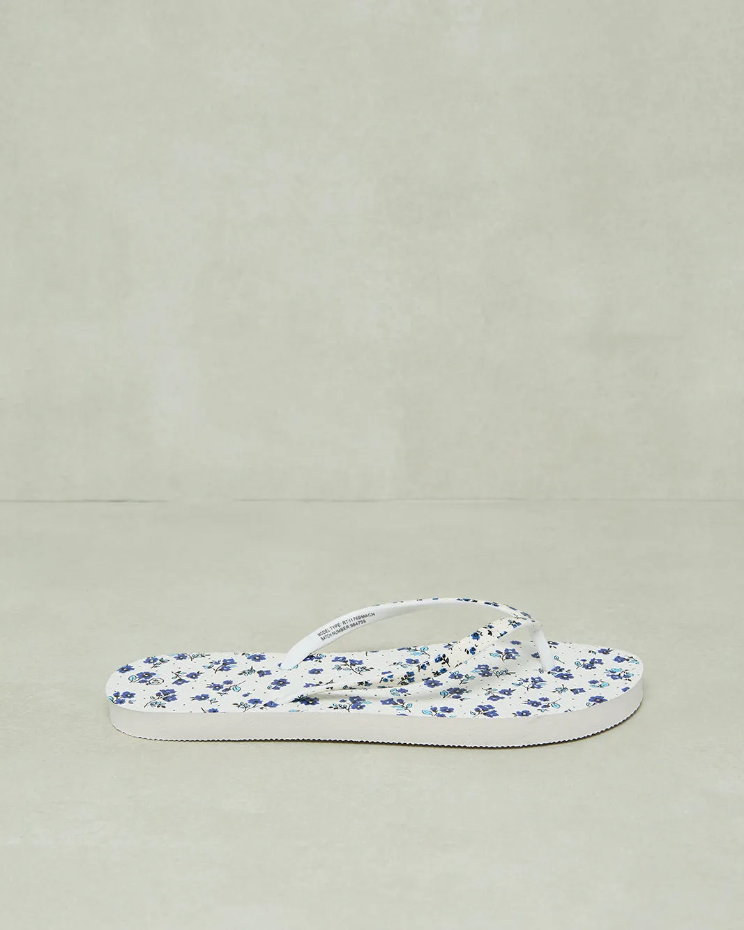 Women White Floral Flip Flop