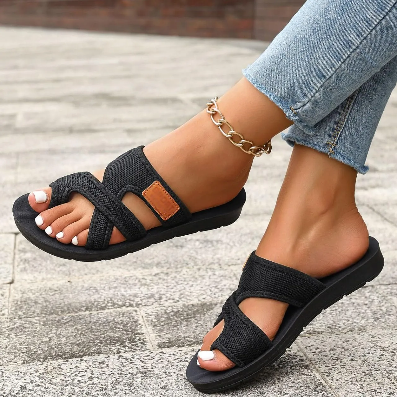 XIRUJNFD Women's Comfortable Breathable Mesh Flip Flops, Orthopedic Sandals for Women, Women's Hollow Mesh Slide Sandals