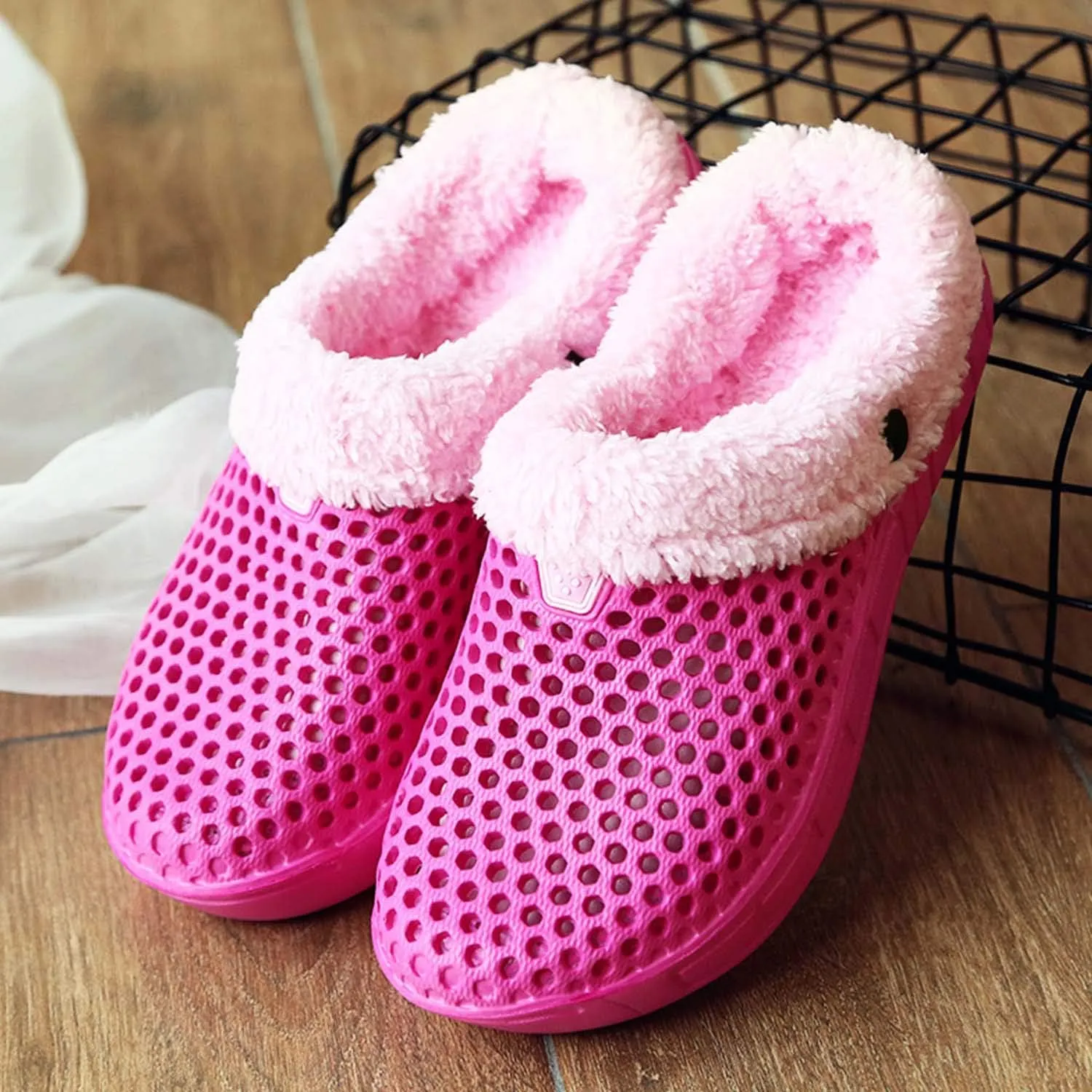 YUKTOPA Unisex Garden Clogs House Slippers Fur Lined Winter Breathable Walking Garden Shoes Warm Non-Slip Mule Footwear
