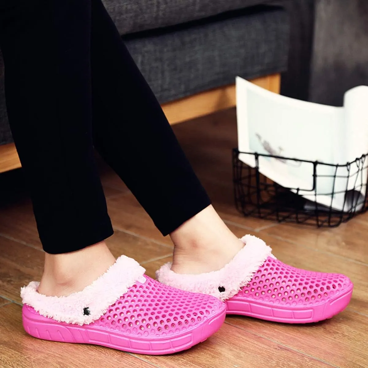 YUKTOPA Unisex Garden Clogs House Slippers Fur Lined Winter Breathable Walking Garden Shoes Warm Non-Slip Mule Footwear